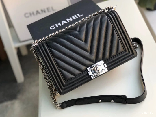 First Bag Ru BOY BAG 25CM 20CM CHANEL 0717